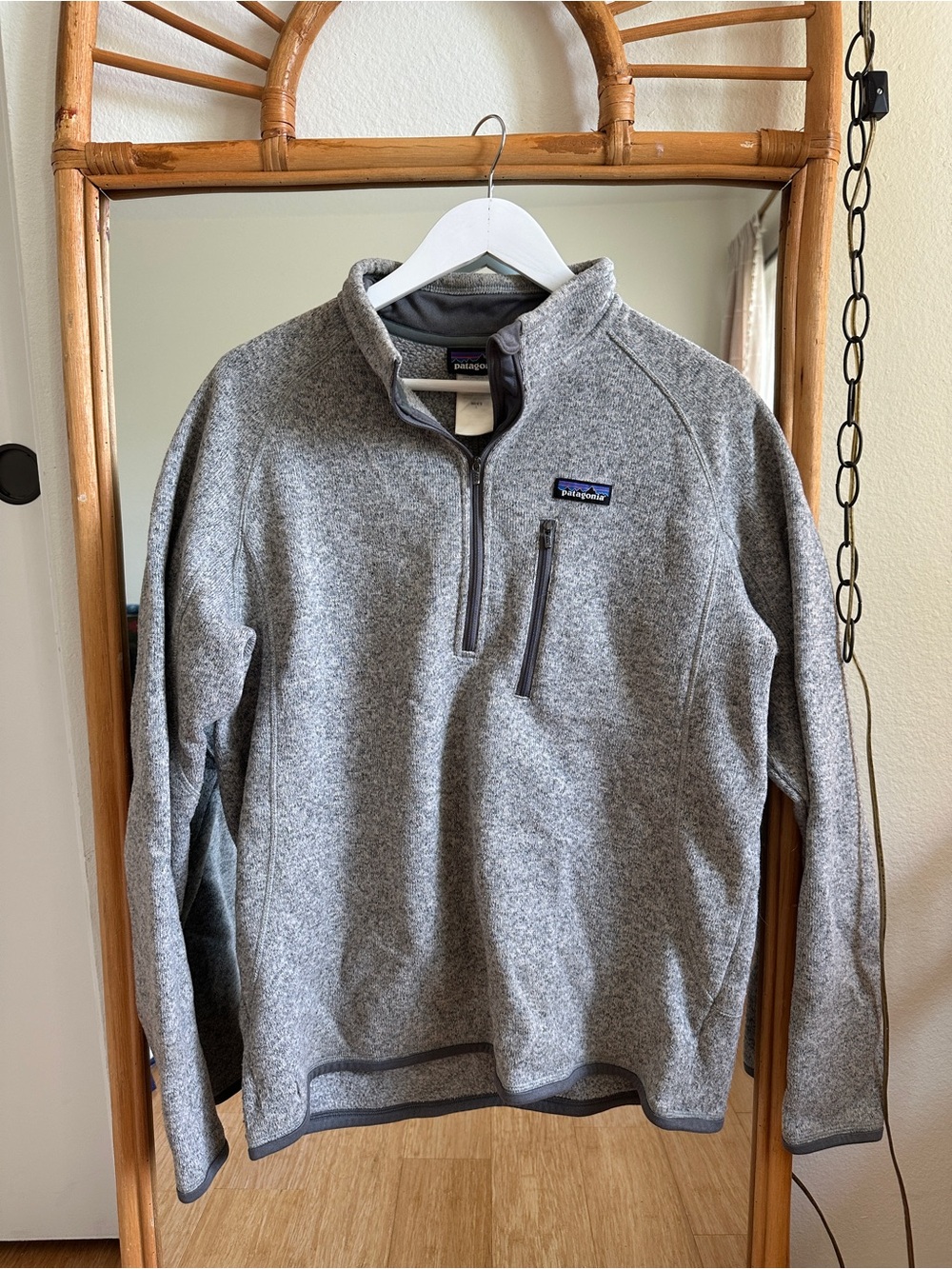 Patagonia Men’s Heather Gray Zip-Neck Fleece Pullover